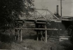 Bridge crossing canal at end of Grand Street